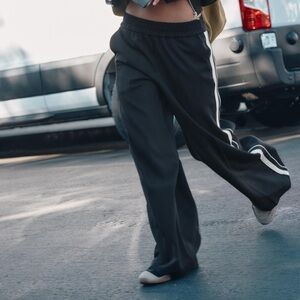 Zara track pants size medium with tags